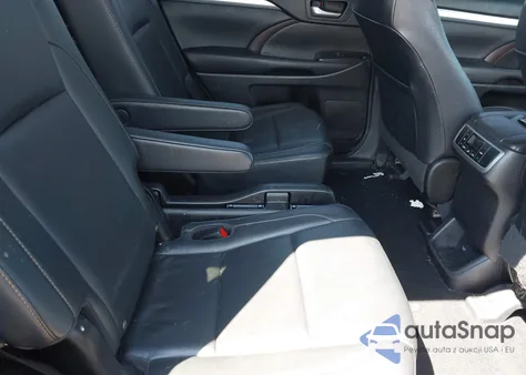 2016 Toyota Highlander Xle V6 z USA, uszkodzony, nr VIN 5TDJKRFH5GS356144